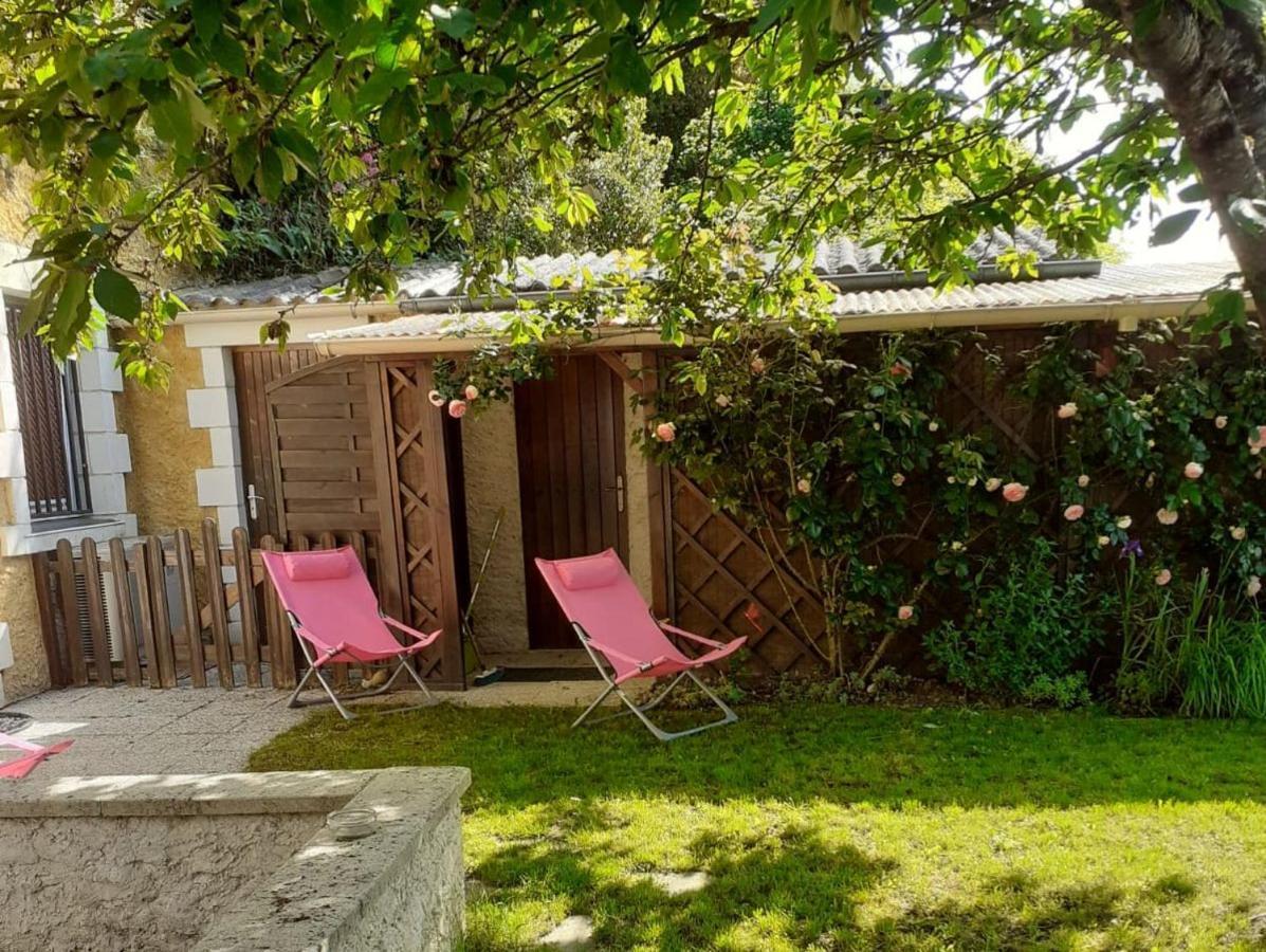 Maison Troglodytique Au Coeur Des Chateaux De La Loire - Le Cerisier Perche Ferienhaus Luynes (Indre-et-Loire)