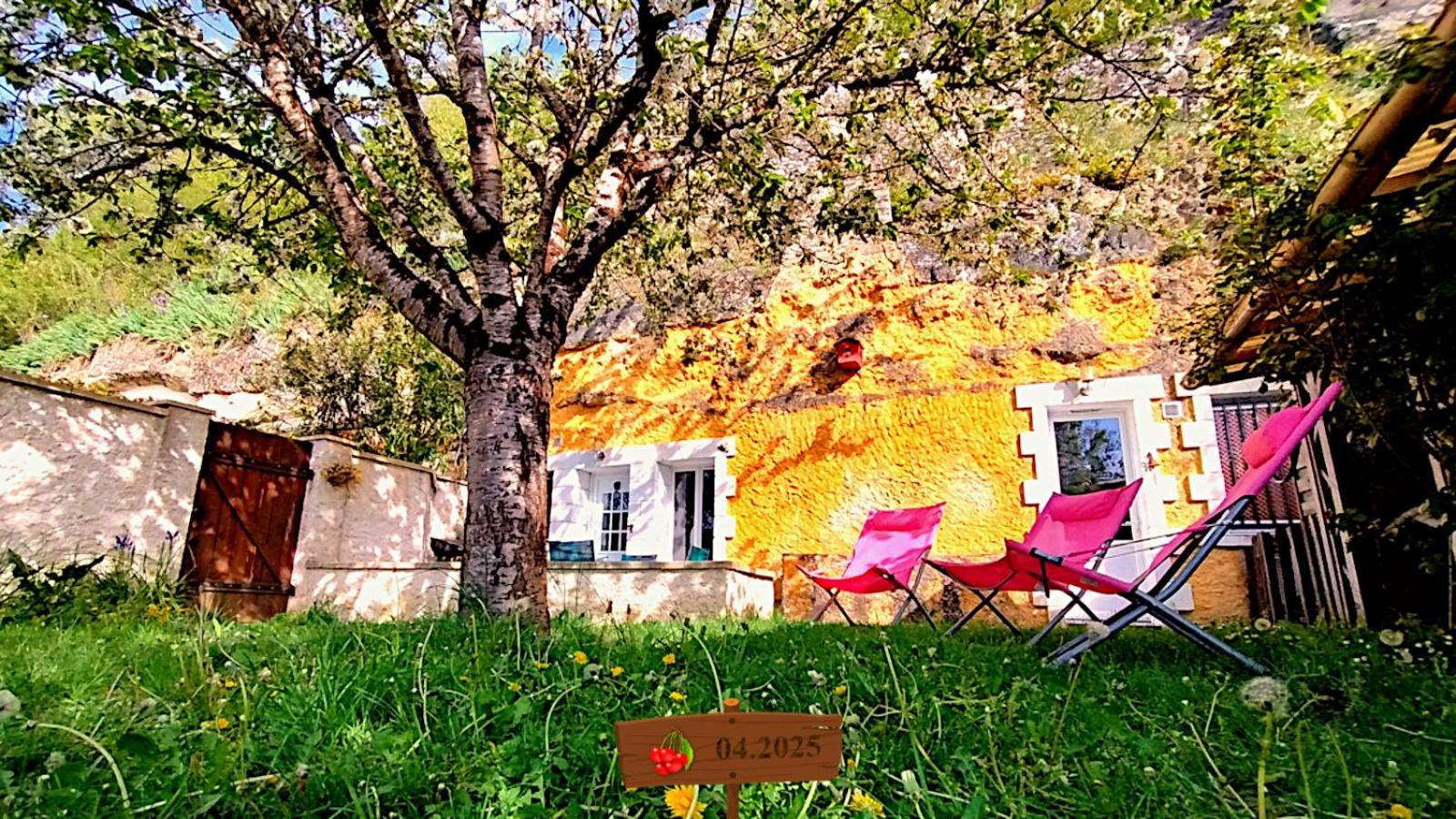 Maison Troglodytique Au Coeur Des Chateaux De La Loire - Le Cerisier Perche